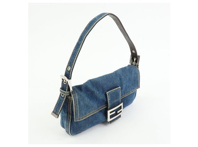 FENDI Mamma Baguette Borsa a tracolla in pelle e denim Blu 26424 - vista 4