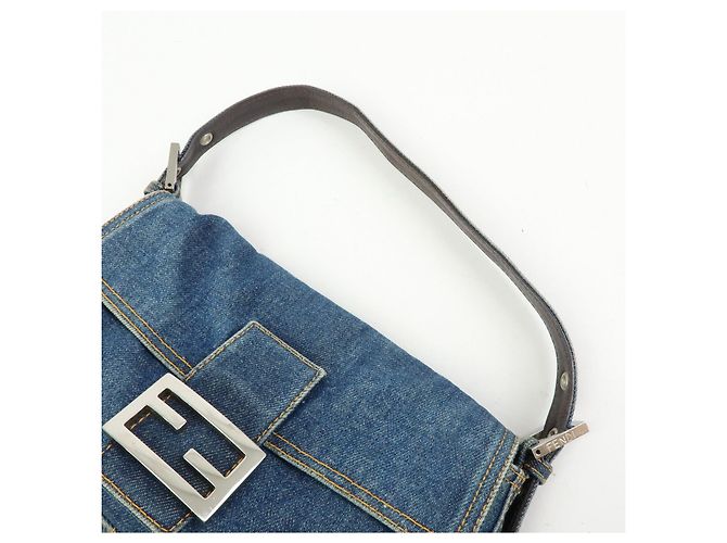 FENDI Mamma Baguette Borsa a tracolla in pelle e denim Blu 26424 - vista 6