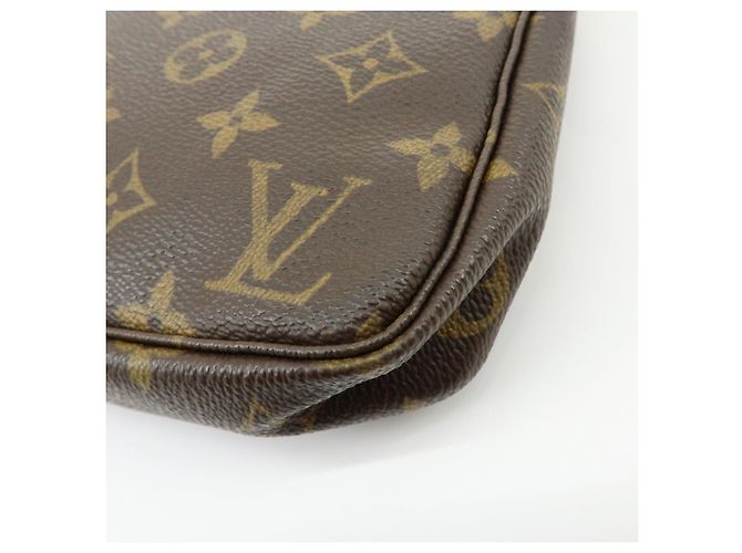 Louis Vuitton Monogram Pochette Accessoires Pouch Hand Bag Brown M51980 - vista 13