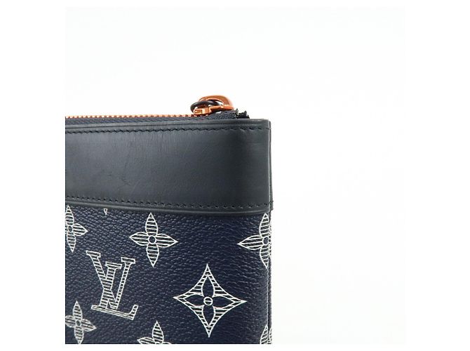 Louis Vuitton Monogram Ink Upside Down Pochette Apollo Navy M62905 - vista 11
