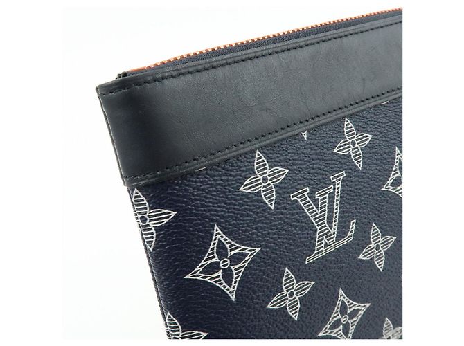Louis Vuitton Monogram Ink Upside Down Pochette Apollo Navy M62905 - vista 12