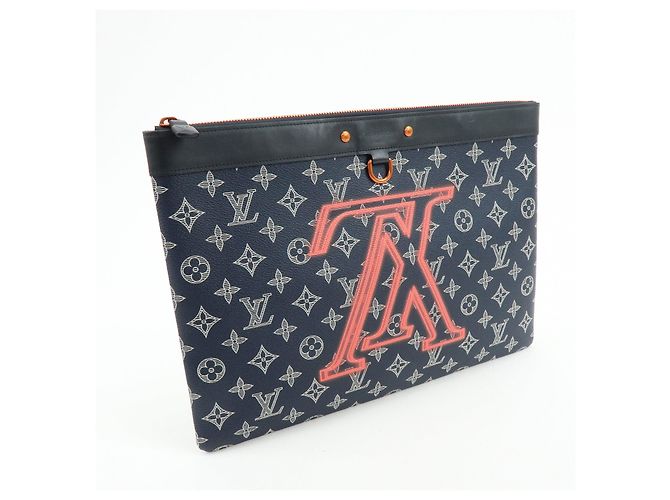 Louis Vuitton Monogram Ink Upside Down Pochette Apollo Navy M62905 - vista 4