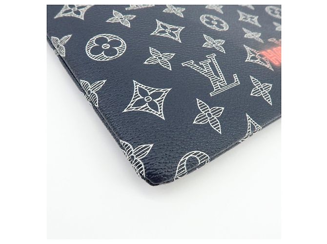 Louis Vuitton Monogram Ink Upside Down Pochette Apollo Navy M62905 - vista 9