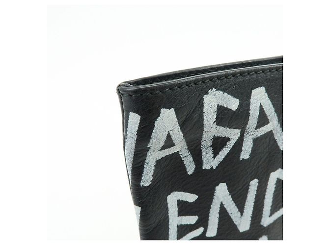 BALENCIAGA Pochette in pelle Graffiti Flat Pouch Nero Bianco - vista 13