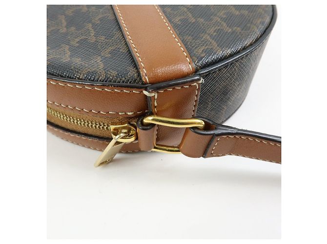 Céline CELINE Borsa a tracolla e a spalla Triomphe in PVC e pelle Marrone - vista 12