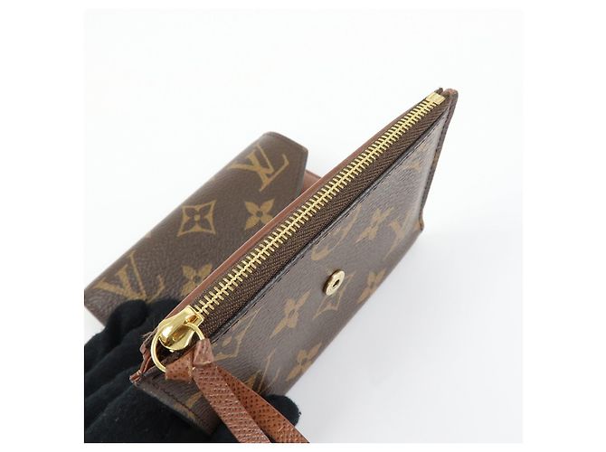 Louis Vuitton Monogram Portefeuille Victorine Tri-fold Wallet M62472 - vista 20