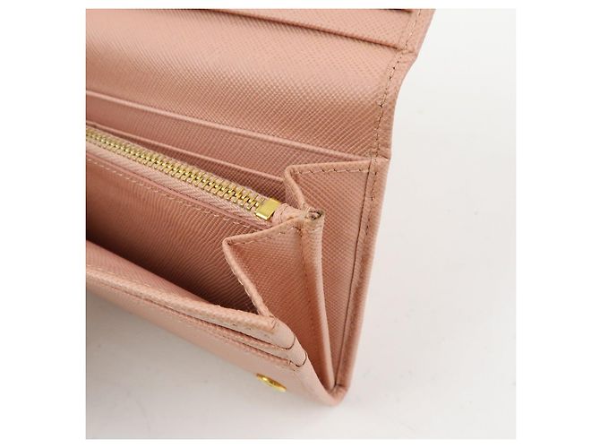 Portafoglio lungo PRADA in pelle Saffiano con nastro logo Rosa 1M1132 - vista 14