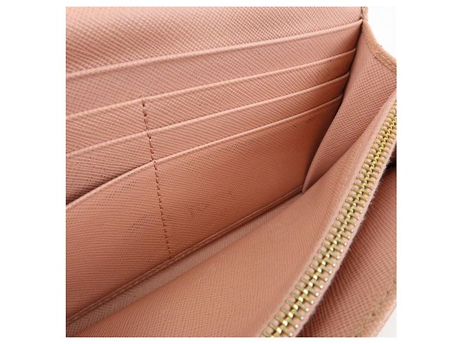 Portafoglio lungo PRADA in pelle Saffiano con nastro logo Rosa 1M1132 - vista 16