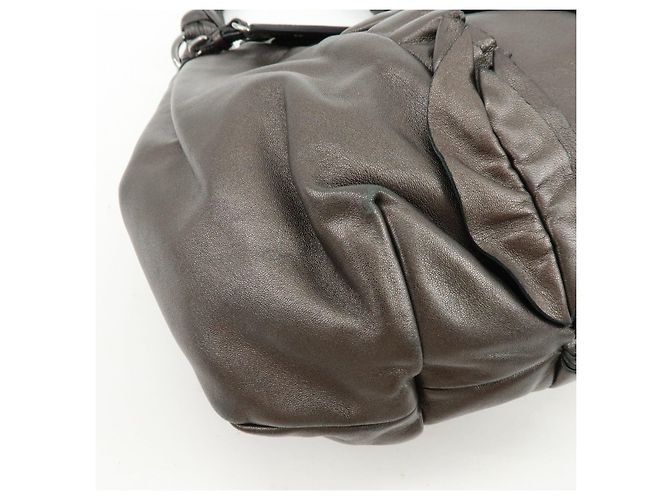 Tote PRADA Shopper aus gerafftem Nappaleder Braun - Ansicht 10