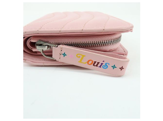 Cartera Compacta Louis Vuitton New Wave Gypt Smoothie Pink M63791 - vista 14