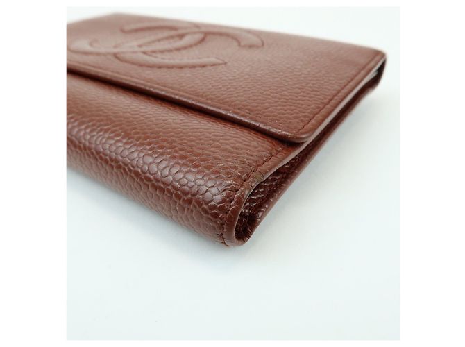 Cartera compacta tri-fold CHANEL COCO Mark de piel caviar marrón - vista 6
