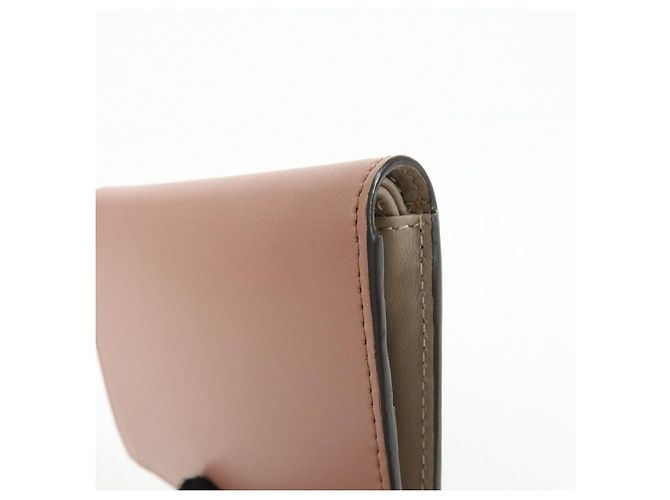 FENDI By The Way Cartera Compacta Bi-fold de Piel Light Pink 8M0387 - vista 13