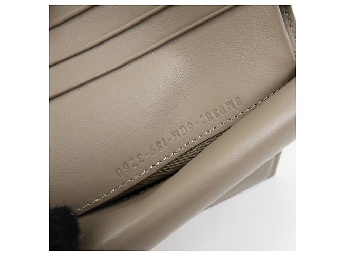 FENDI By The Way Cartera Compacta Bi-fold de Piel Light Pink 8M0387 - vista 22
