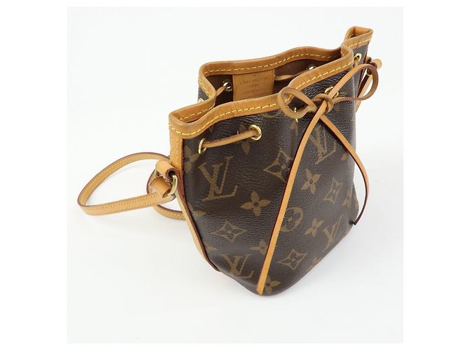 Louis Vuitton Monogram Nano Noe Shoulder Bag Crossbody Bag M41346 - vista 4