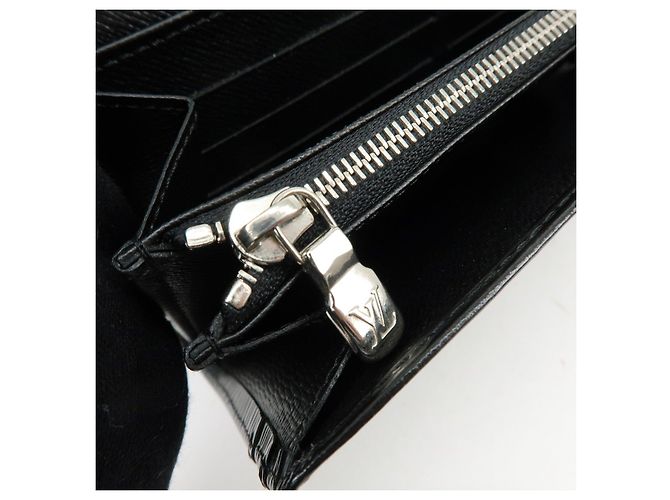 Louis Vuitton Epi Portefeuille Sarah Wallet Noir Black M63742 - vista 16