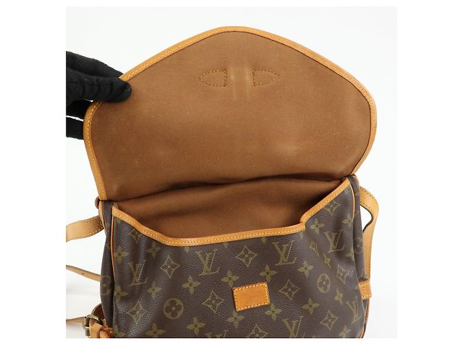 Louis Vuitton Monogram Saumur 30 Canvas Shoulder Bag Brown M42256 - vista 19