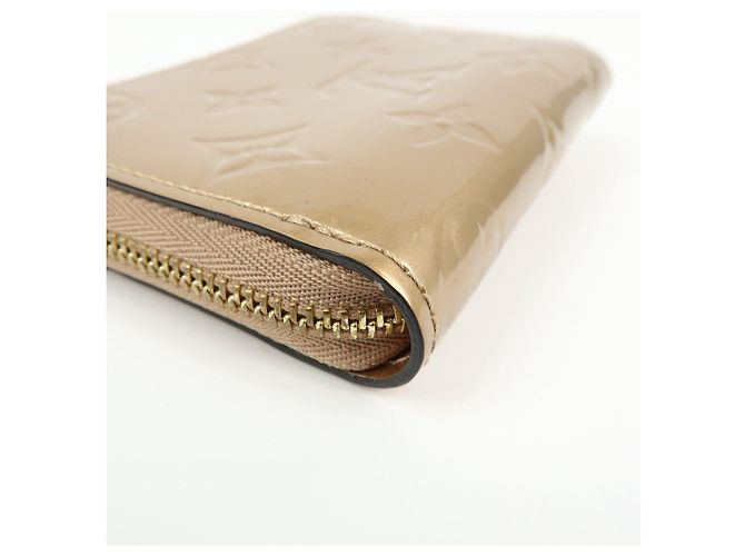 Louis Vuitton Monogram Vernis Leather Round Zippy Coin Case M90601 - vista 8