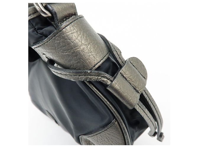 Borsa a spalla e borsa a mano BURBERRY in nylon e pelle con logo Nero Bronze - vista 20