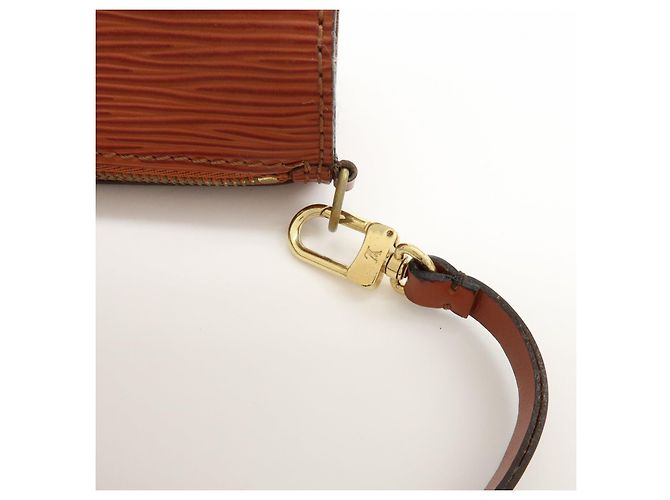 Louis Vuitton Epi Mini Pouch per Borsa a Mano Soufflot Kenya Brown - vista 10