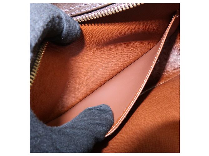 Cité Borsa a tracolla Louis Vuitton Monogram Pochette Cite Marrone M51183 - vista 22