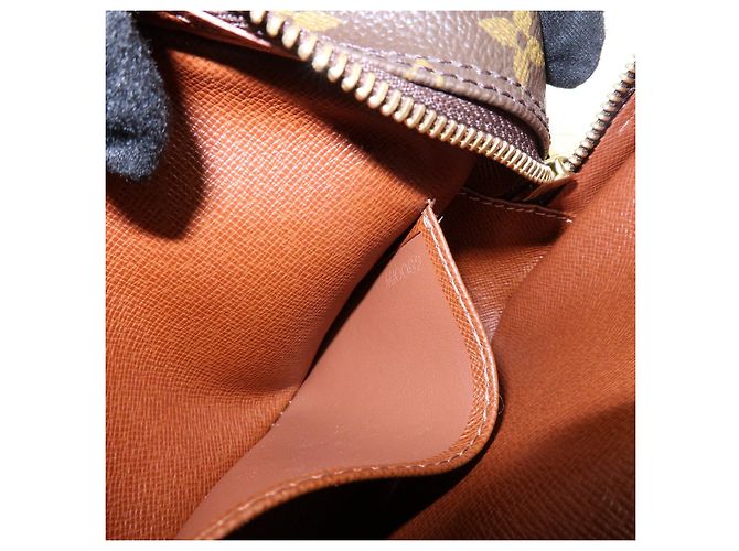 Cité Borsa a tracolla Louis Vuitton Monogram Pochette Cite Marrone M51183 - vista 24