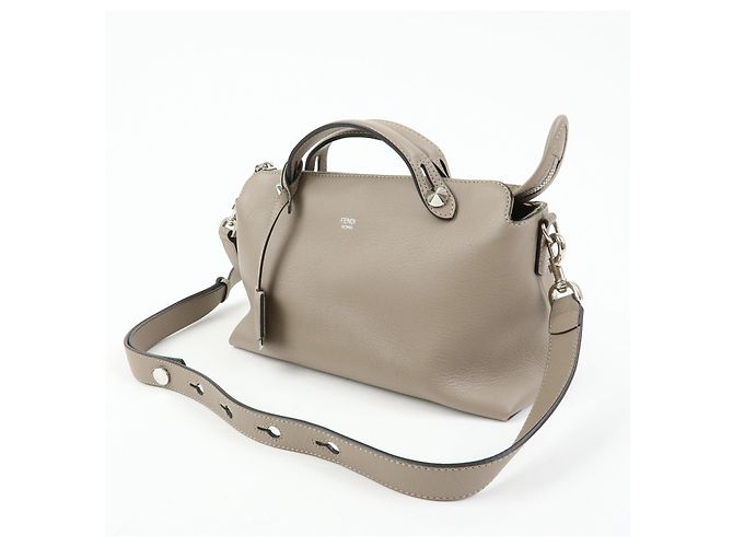 FENDI By The Way Medium Leder 2Way Bag Handtasche Greige 8BL146 - Ansicht 3