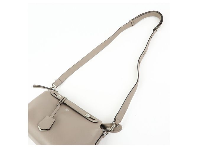 FENDI By The Way Medium Leder 2Way Bag Handtasche Greige 8BL146 - Ansicht 6