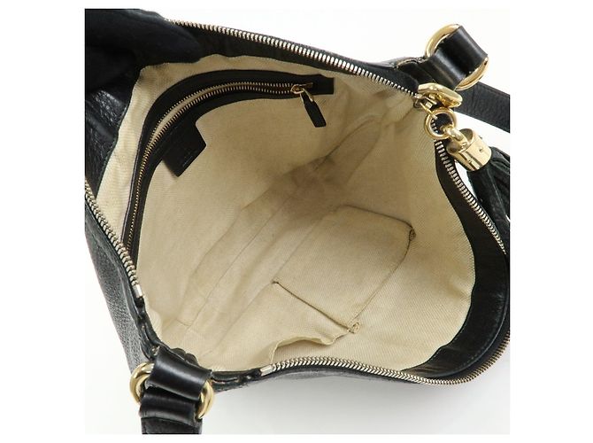 Borsa a tracolla in pelle GUCCI SOHO Interlocking G con nappina Nero 308361 - vista 18