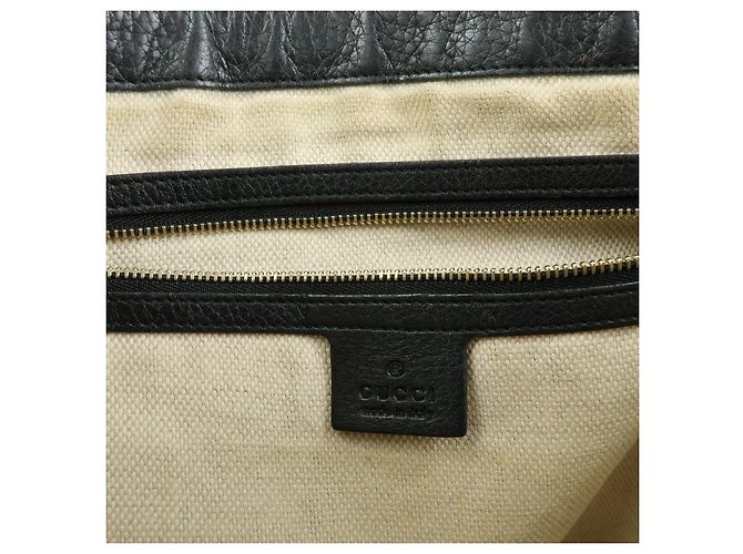 Borsa a tracolla in pelle GUCCI SOHO Interlocking G con nappina Nero 308361 - vista 23