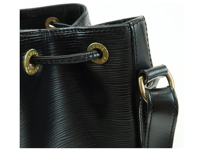 Borsa a tracolla Louis Vuitton Epi Petit Noe Noir Black M44102 - vista 17