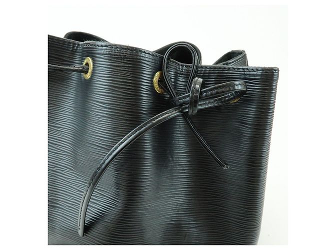Borsa a tracolla Louis Vuitton Epi Petit Noe Noir Black M44102 - vista 20
