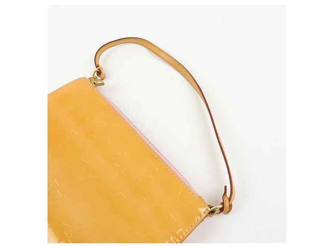 Louis Vuitton Monogram Vernis Lexington Accessoires Pouch Orange M91057 - vista 7