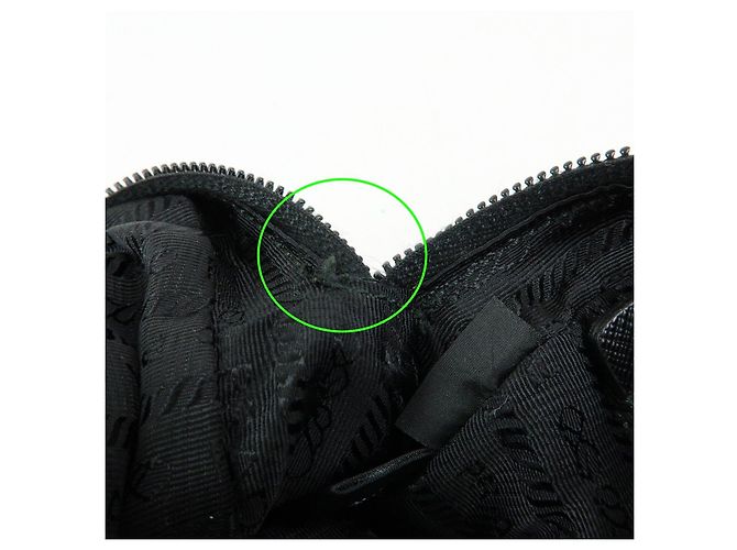 PRADA Necessaire in Re-Nylon e pelle Saffiano con logo Triangle 1NE693 - vista 20