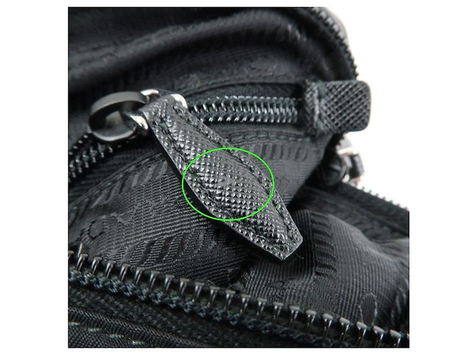 PRADA Necessaire in Re-Nylon e pelle Saffiano con logo Triangle 1NE693 - vista 23