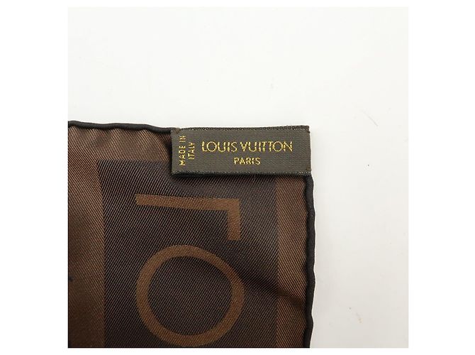 Sciarpa Louis Vuitton Logo Pattern 100% Seta Marrone 70×70 - vista 10