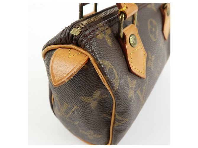 Louis Vuitton Monogram Canvas Mini Speedy Hand Bag & Strap M41534 - vista 18