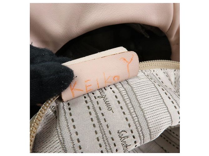 Salvatore Ferragamo Borsa a tracolla in pelle con catena e fiocco Ferragamo Vara Pink - vista 23