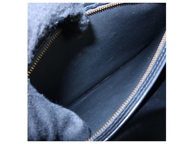 Borsa a tracolla Louis Vuitton Epi Capuchin Noir Black M52342 - vista 22