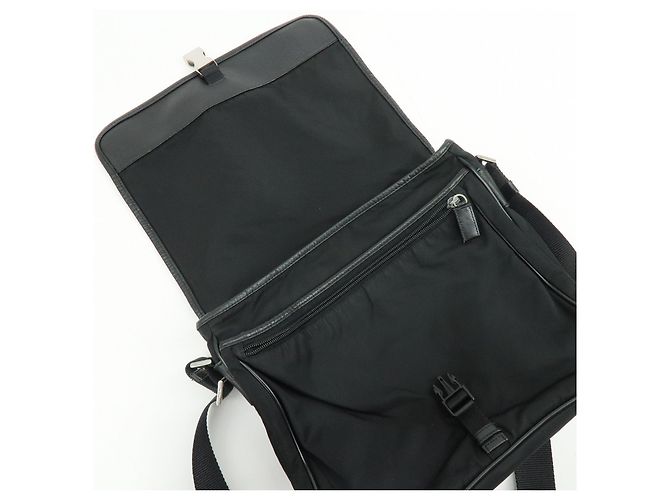 Borsa a tracolla e a spalla PRADA in nylon e pelle Saffiano con logo triangolare - vista 19