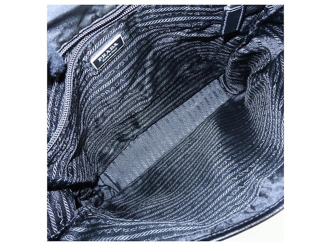 Borsa a tracolla e a spalla PRADA in nylon e pelle Saffiano con logo triangolare - vista 21