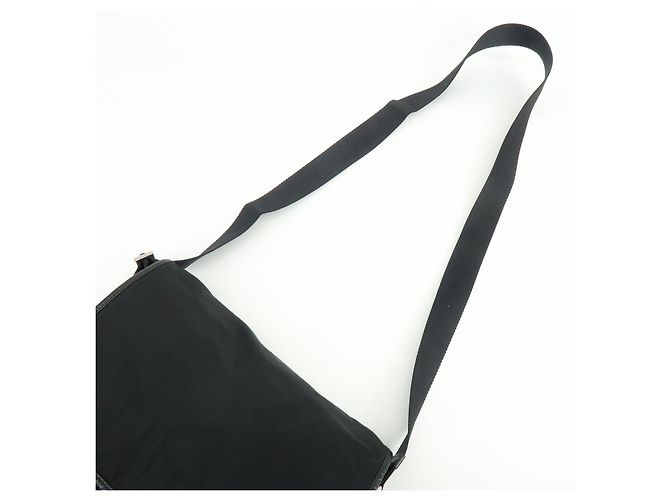 Borsa a tracolla e a spalla PRADA in nylon e pelle Saffiano con logo triangolare - vista 6