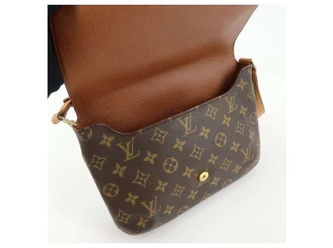 Louis Vuitton Monogram Musette Tango Short Shoulder Bag Brown M51257 - vista 17