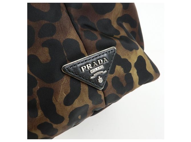PRADA Borsa reversibile 2Way in nylon e pelle con logo Triangle Nera BN1959 - vista 17