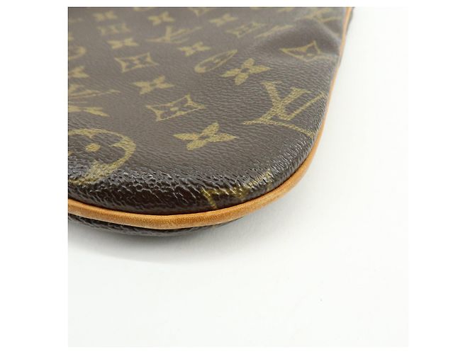 Louis Vuitton Monogram Pochette Bosphore Shoulder Bag M40044 - vista 12