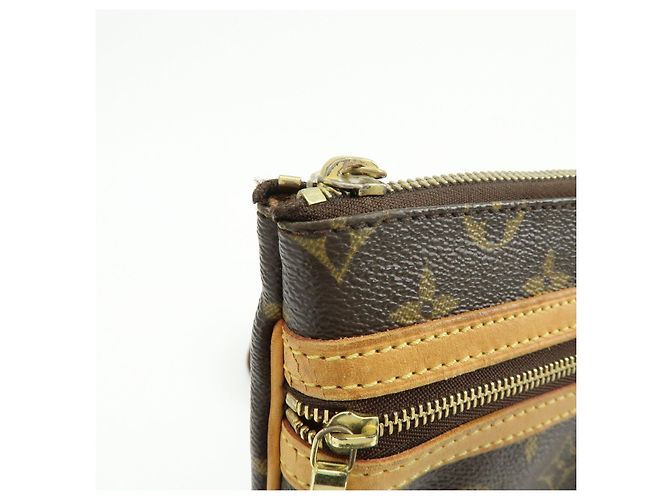 Louis Vuitton Monogram Pochette Bosphore Shoulder Bag M40044 - vista 14