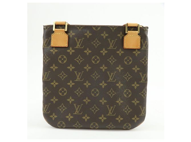 Louis Vuitton Monogram Pochette Bosphore Shoulder Bag M40044 - vista 2