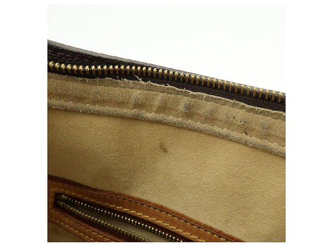 Borsa a tracolla Louis Vuitton Monogram Looping GM Brown M51145 - vista 21