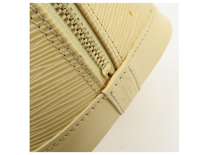Borsa a mano Louis Vuitton Epi Alma in pelle Vanilla Light Yellow M5214A - vista 19