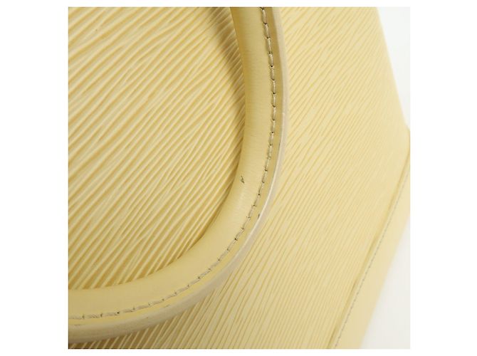 Borsa a mano Louis Vuitton Epi Alma in pelle Vanilla Light Yellow M5214A - vista 9