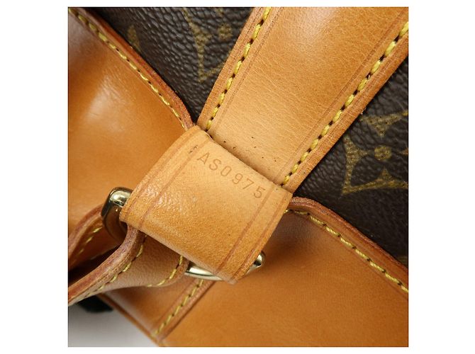 Borsa a tracolla Louis Vuitton Monogram Randonnee GM Brown M42244 - vista 23